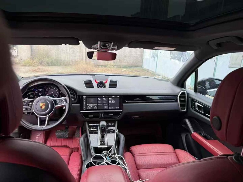 淮安20年保时捷卡宴5