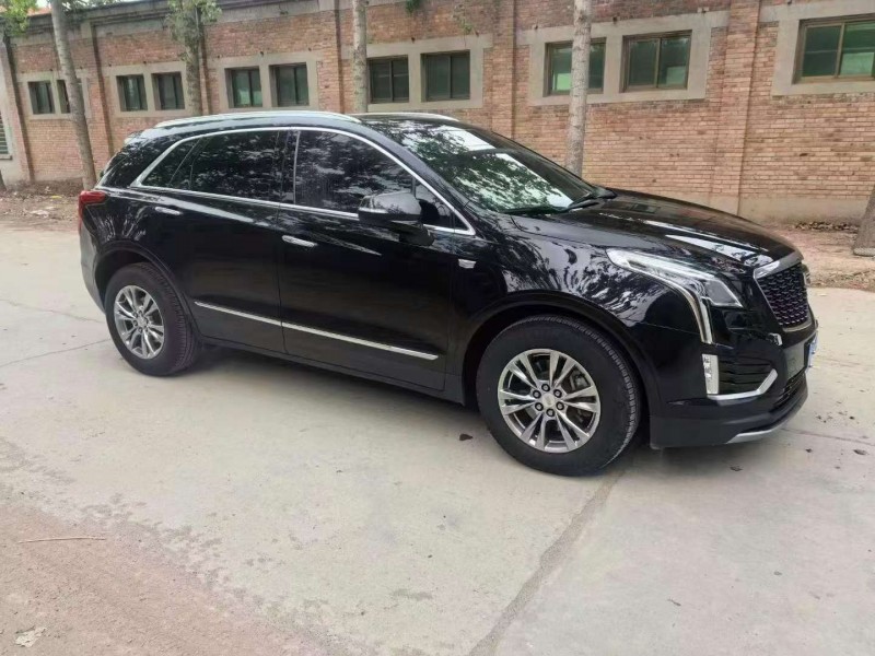 保定20年凯迪拉克XT52