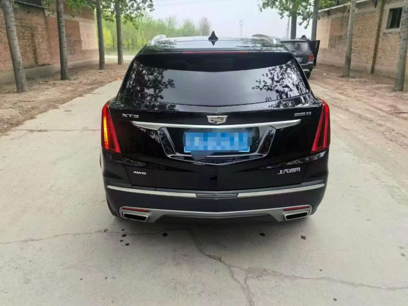 保定20年凯迪拉克XT53