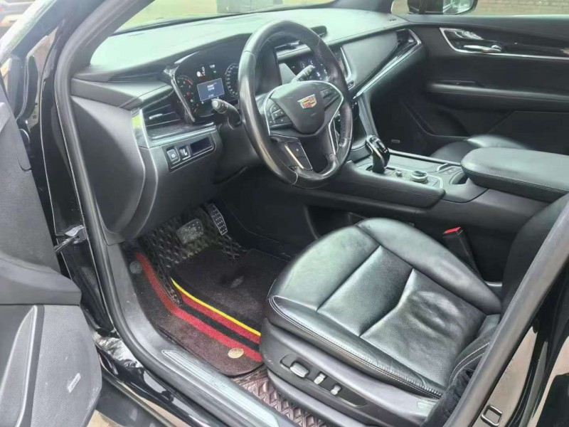 保定20年凯迪拉克XT57