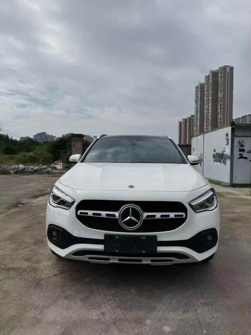 南通22年奔驰GLA1