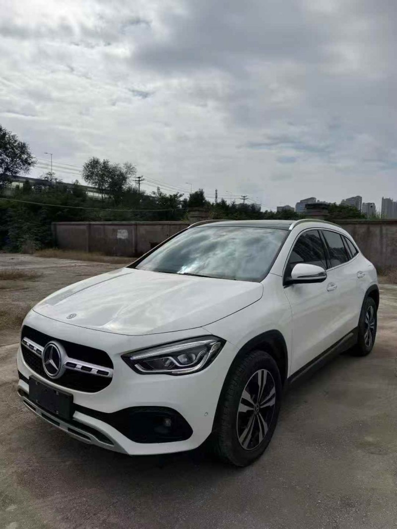 南通22年奔驰GLA3