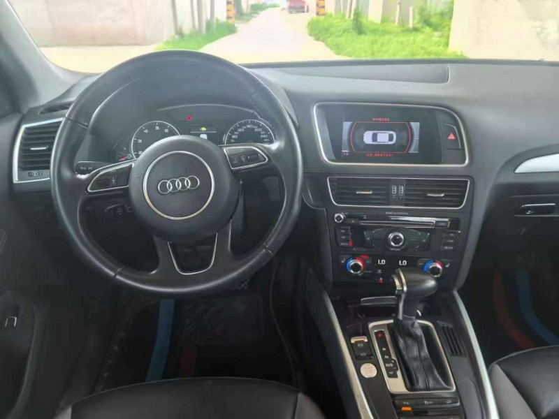 保定18年奥迪Q58