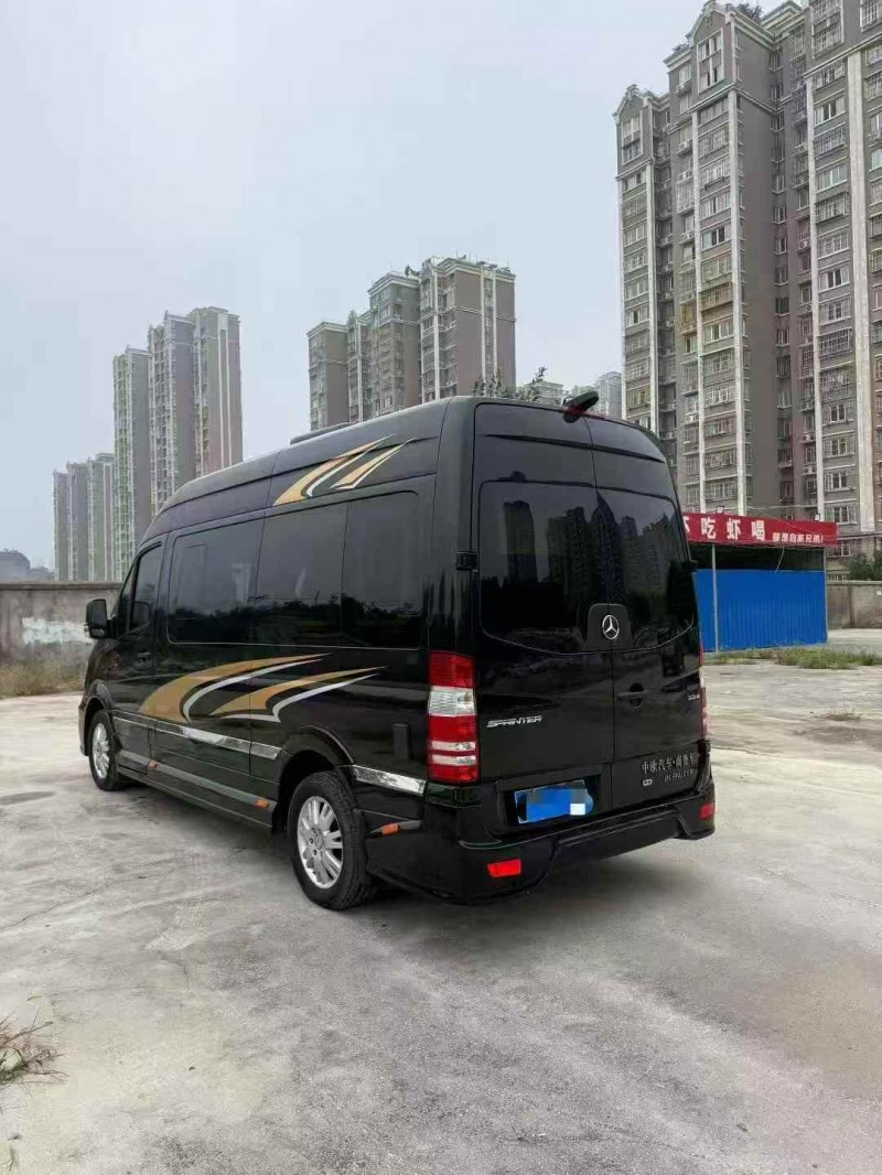 无锡18年奔驰斯宾特4