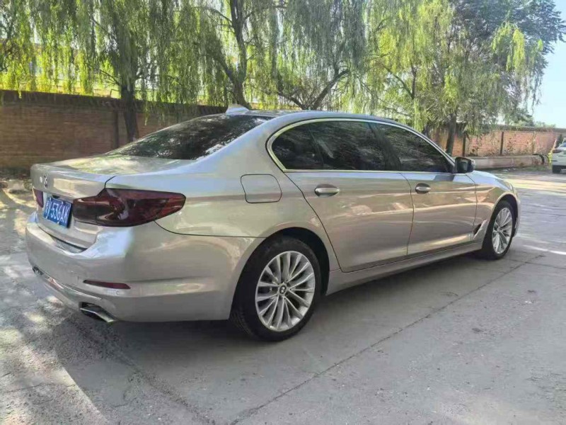 保定20年宝马5系4