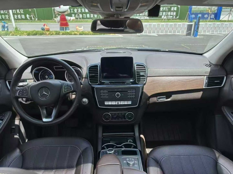 济南17年奔驰GLE7