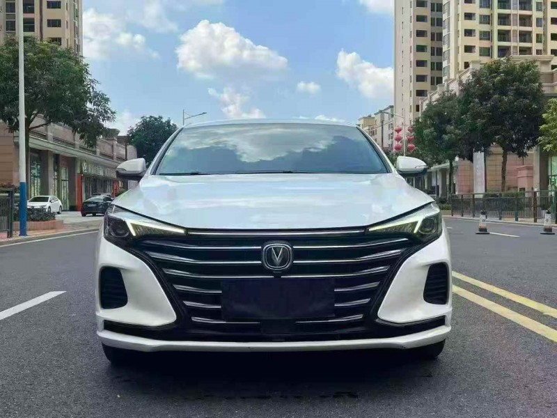 九江22年长安汽车逸动1