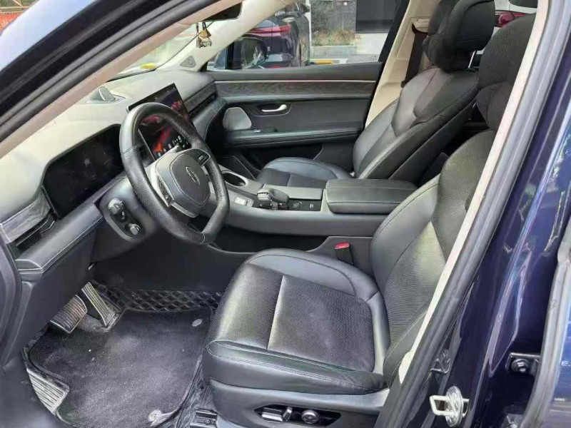 张家界22年华为智选问界5