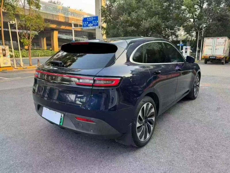 张家界22年华为智选问界8