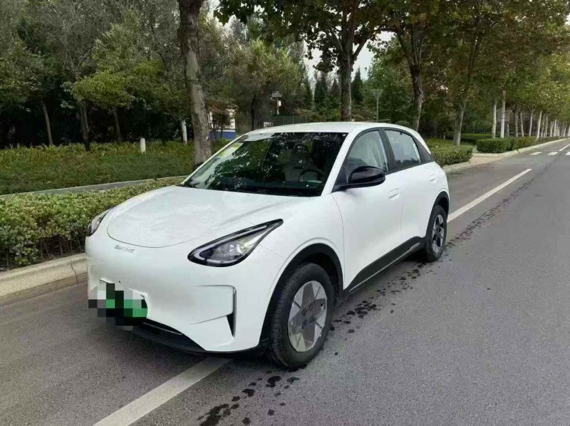 淄博25年吉利银河9