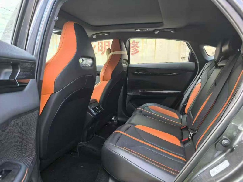 芜湖25年长安汽车UNI4