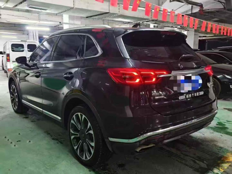 嘉兴20年红旗HS57