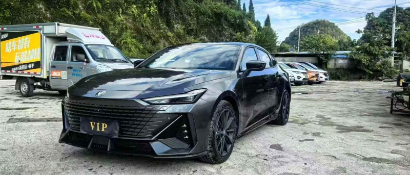 遵义25年长安汽车UNI2