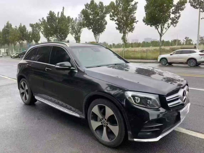 秦皇岛18年奔驰GLC2