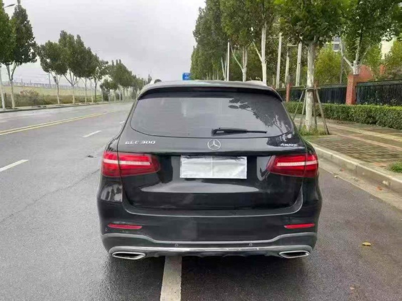 秦皇岛18年奔驰GLC8