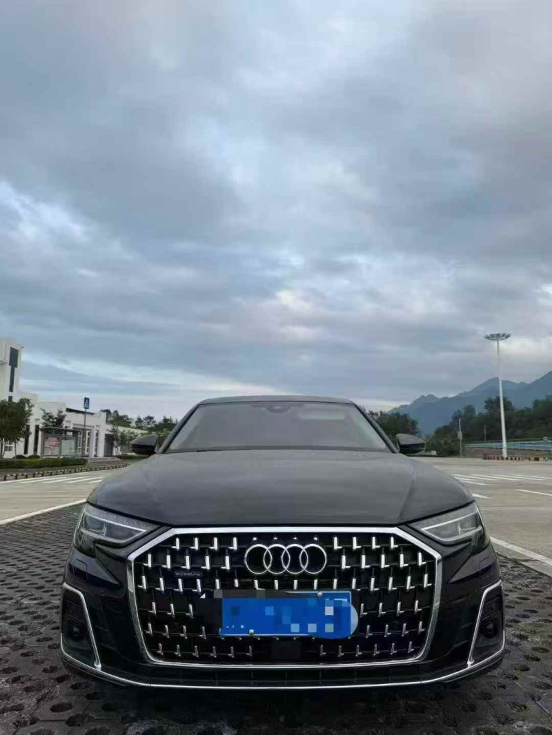 重庆24年奥迪A8L1
