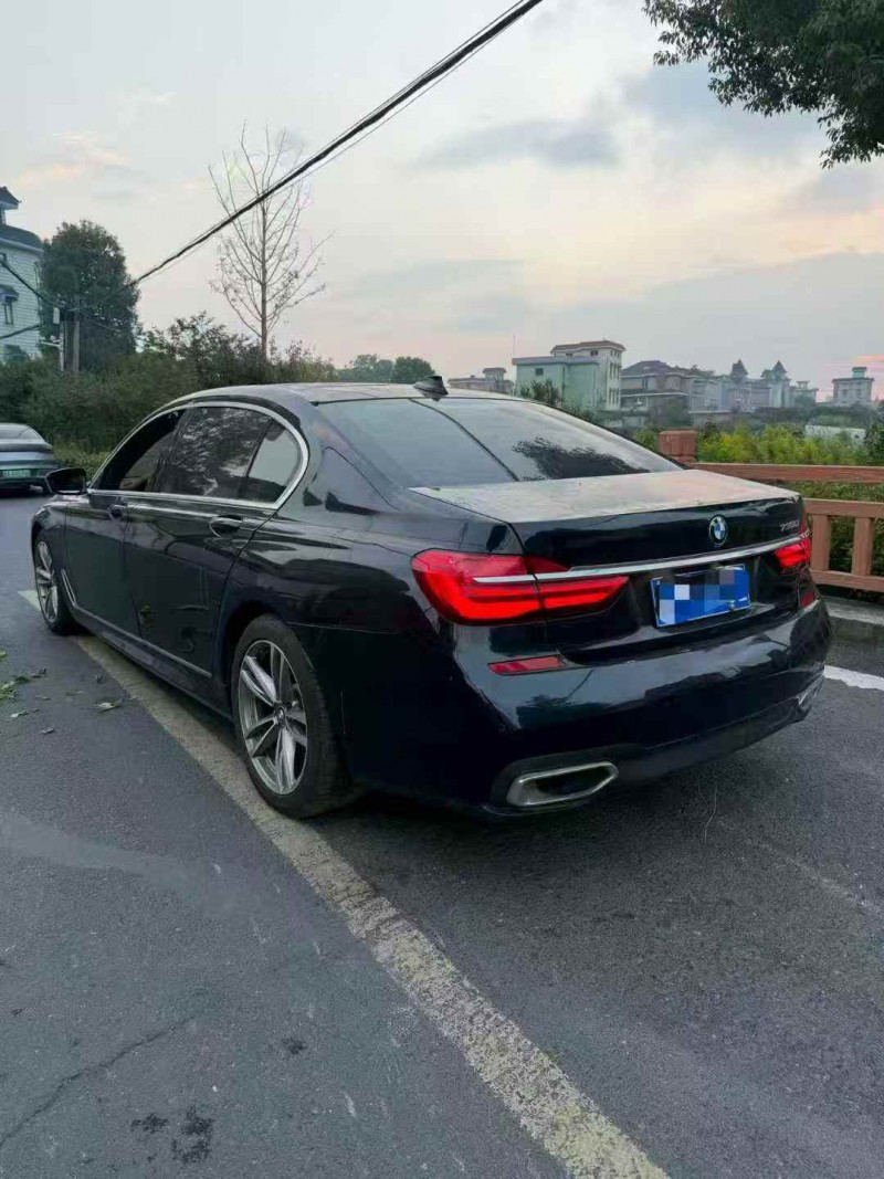 嘉兴18年宝马7系7