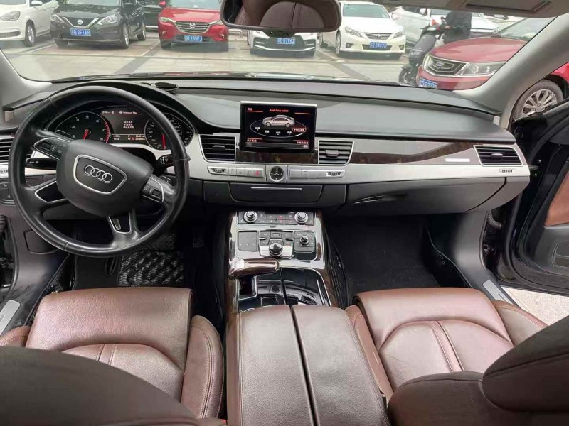 徐州17年奥迪A8L6