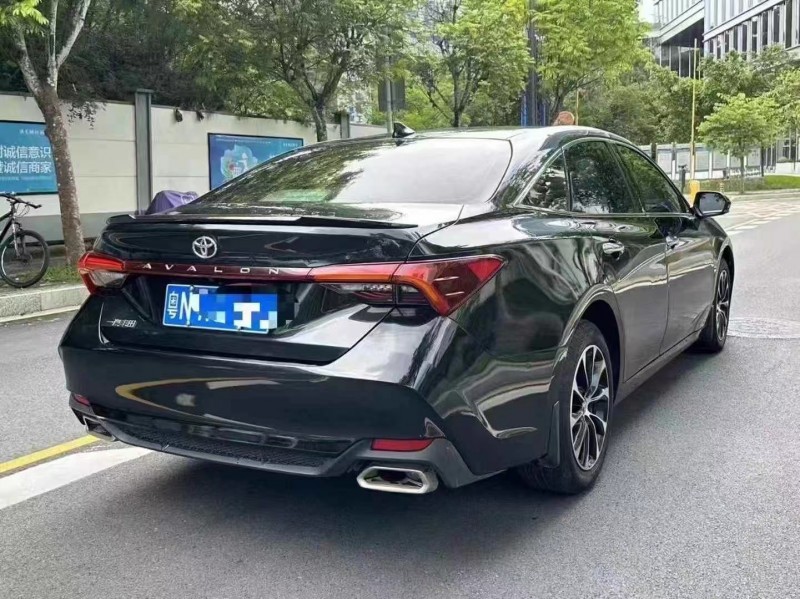 深圳23年丰田亚洲龙5