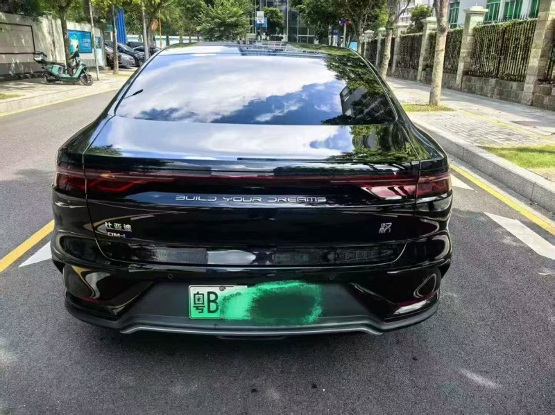 深圳24年比亚迪汉8