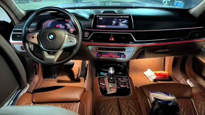 宁波22年宝马7系4