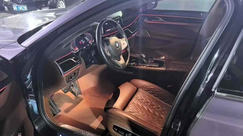 宁波22年宝马7系5