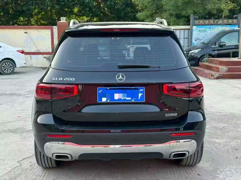 淄博24年奔驰GLB8