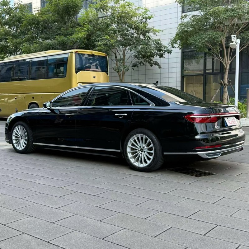 珠海22年奥迪A8L9