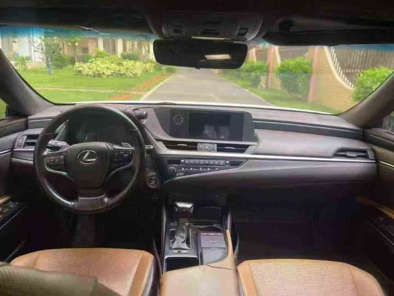 深圳20年雷克萨斯ES4