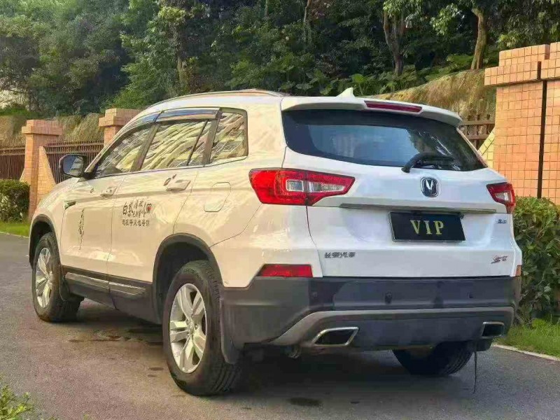 深圳19年长安汽车CS757