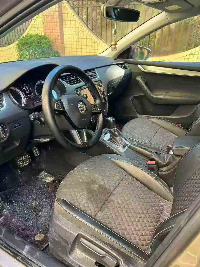 深圳18年斯柯达明锐4