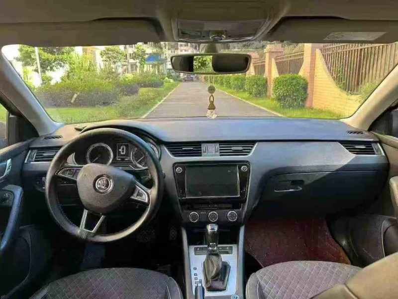 深圳18年斯柯达明锐5