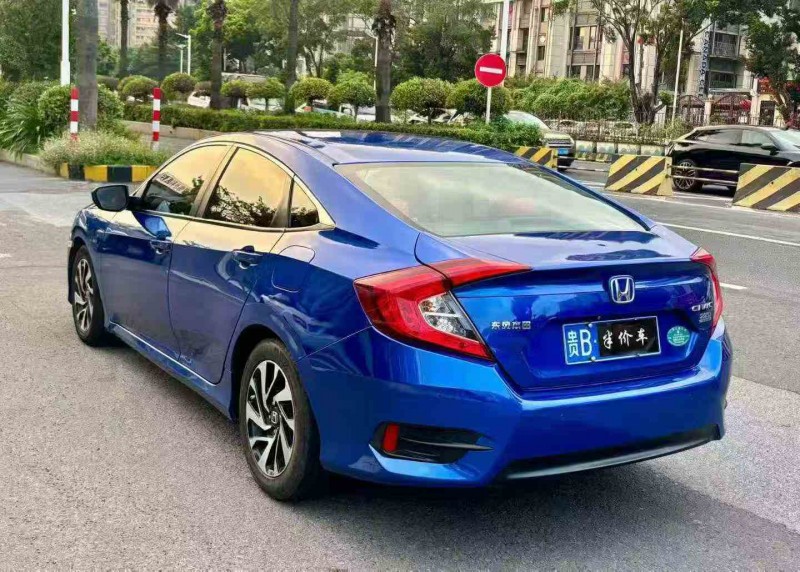 深圳18年本田思域7
