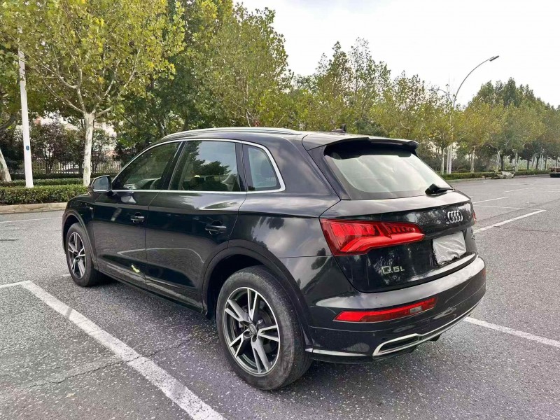 常州19年奥迪Q58