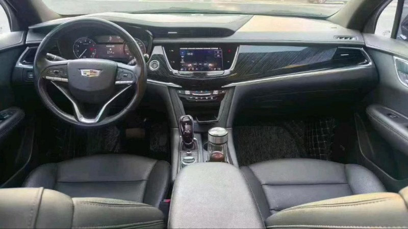 邯郸22年凯迪拉克XT63