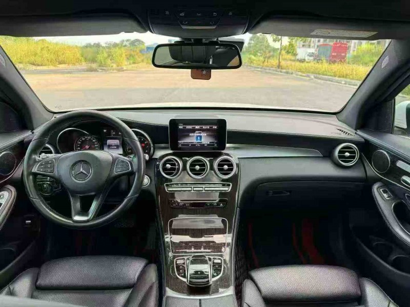 桂林18年奔驰GLC4