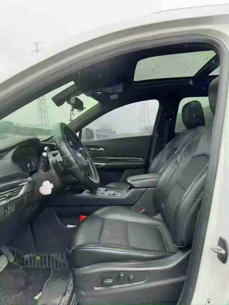 珠海19年凯迪拉克XT44