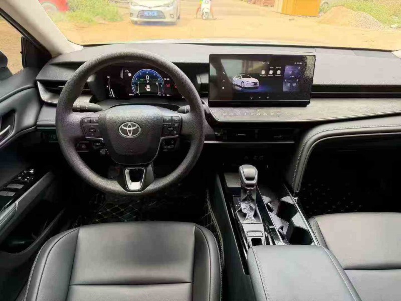 南宁24年丰田凯美瑞7