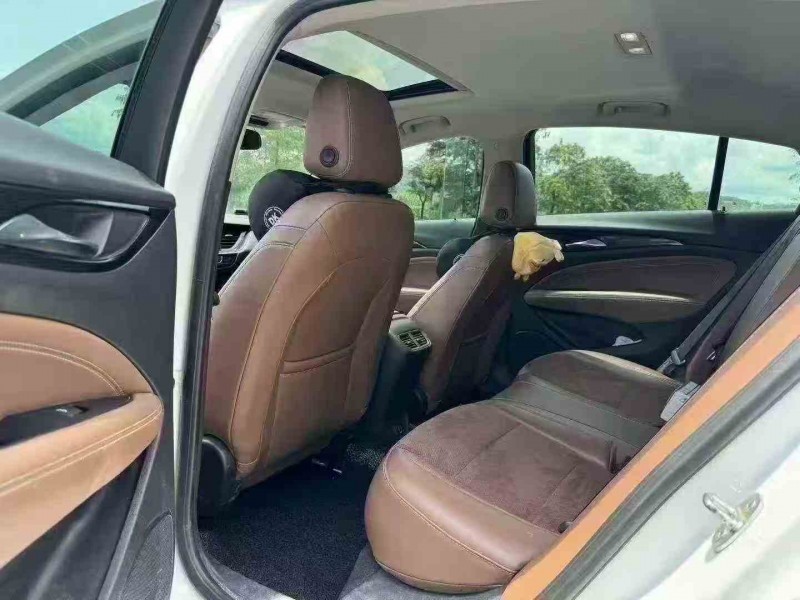 深圳18年别克君威5