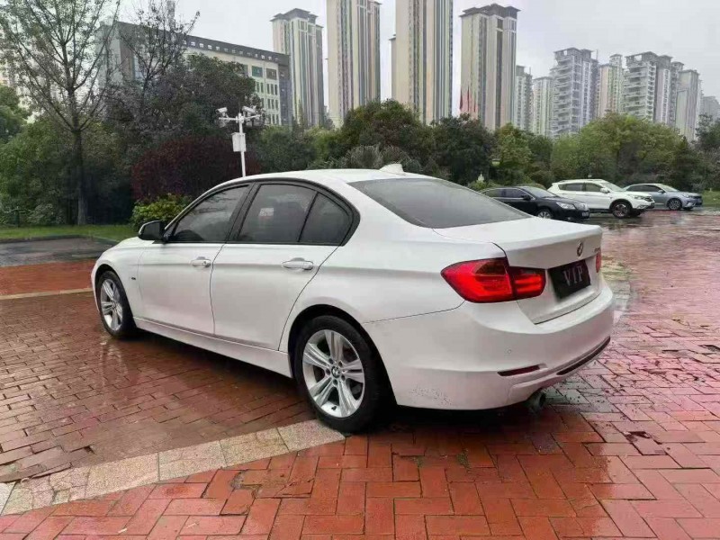 武汉12年宝马3系7