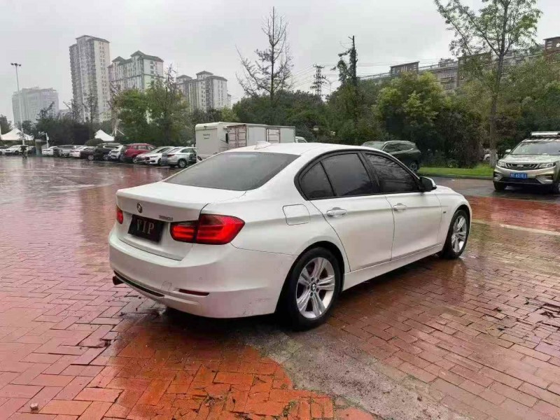 武汉12年宝马3系8