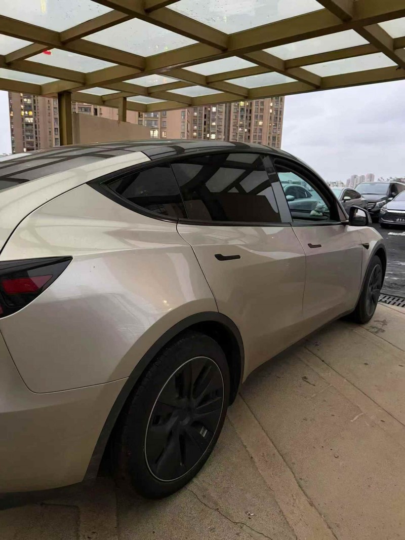 苏州23年特斯拉MODEL Y7