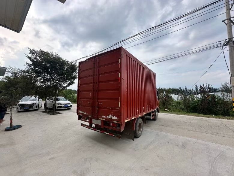 徐州19年卡车系列重汽豪沃4