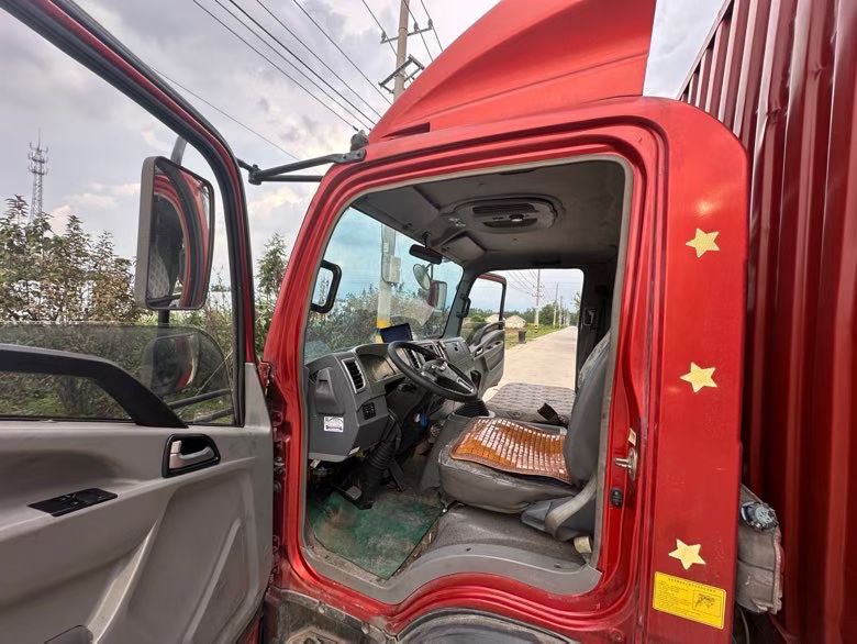 徐州19年卡车系列重汽豪沃7