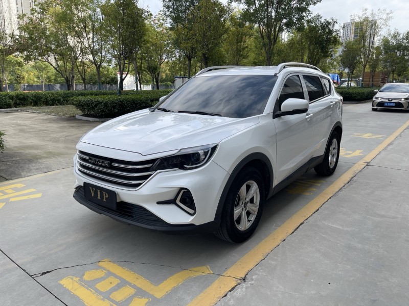 济宁23年奇瑞捷途2