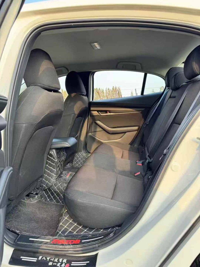 宁波22年马自达阿特兹4