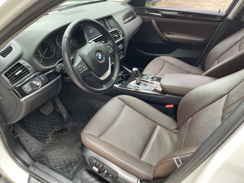 济宁18年宝马X44