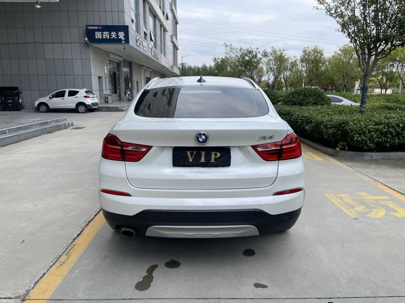 济宁18年宝马X49