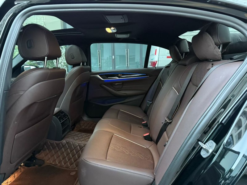 深圳22年宝马5系5