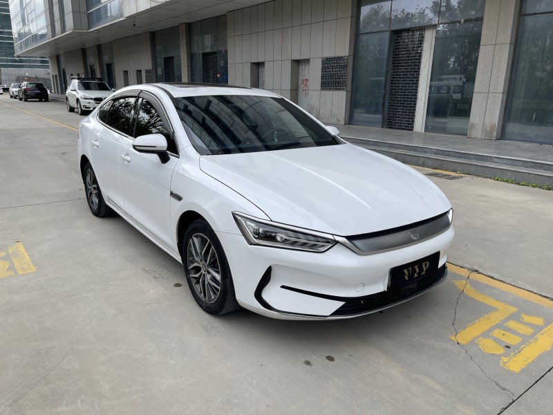 济宁23年比亚迪秦3